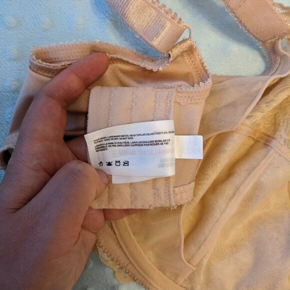 Deesse 42 DD bra lace tan nude natural color B025 - Picture 3 of 11